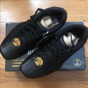 Skechers Work Shoes - NIB